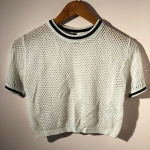 🌻 White cropped netted short sleeve top🌻